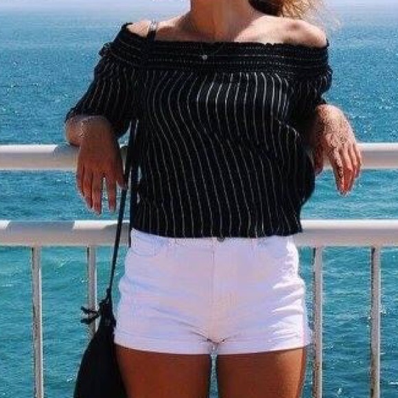 Off the shoulder top - Picture 2 of 2